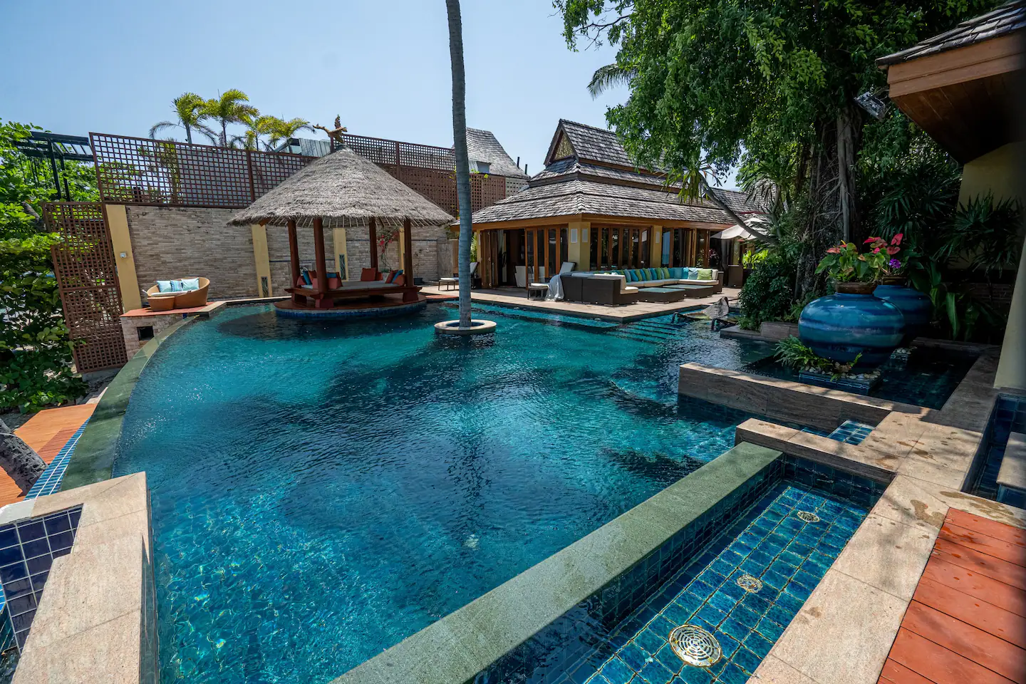 Upni Duniya - Luxury Beachfront 9 Suites Villa - 42