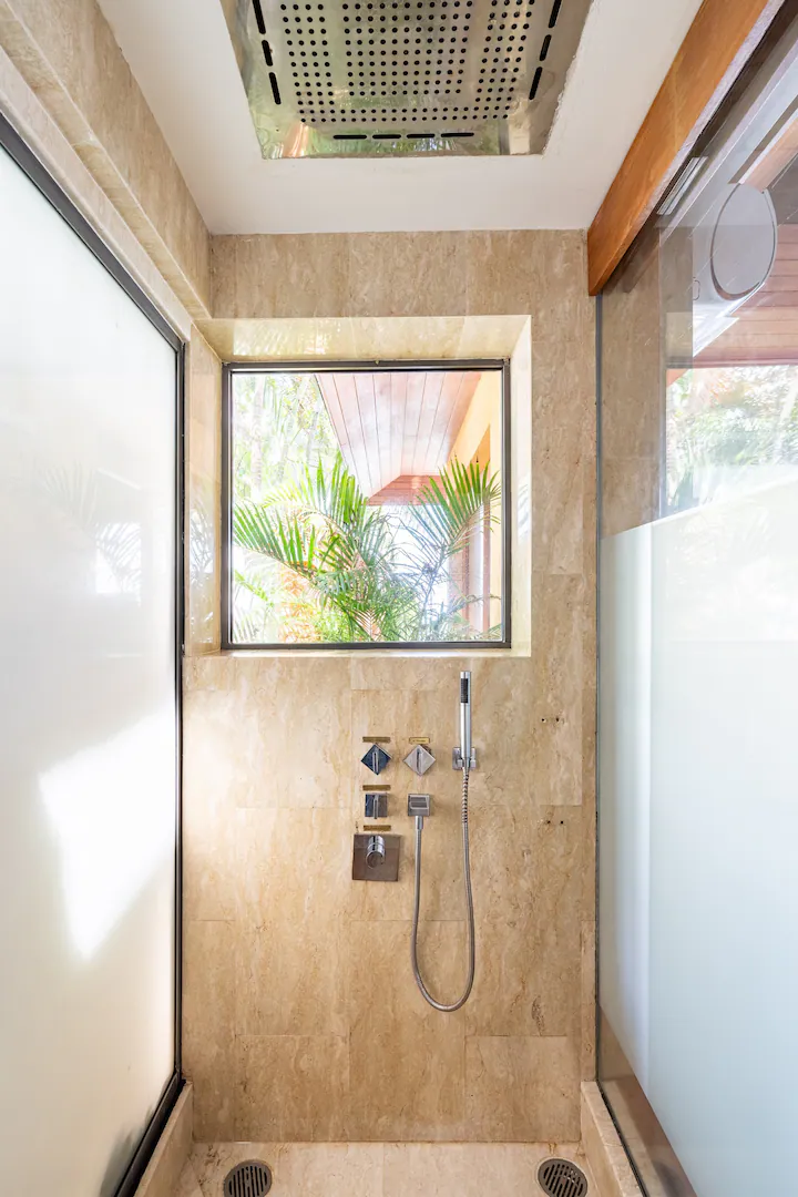 Upni Duniya - Luxury Beachfront 9 Suites Villa - 115