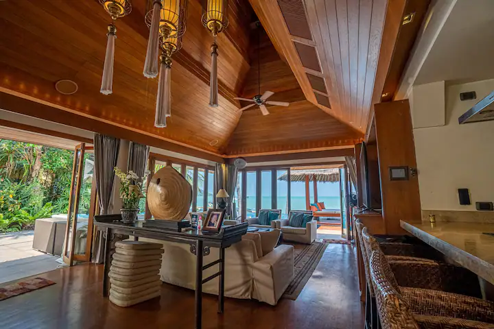 Upni Duniya - Luxury Beachfront 9 Suites Villa - 29