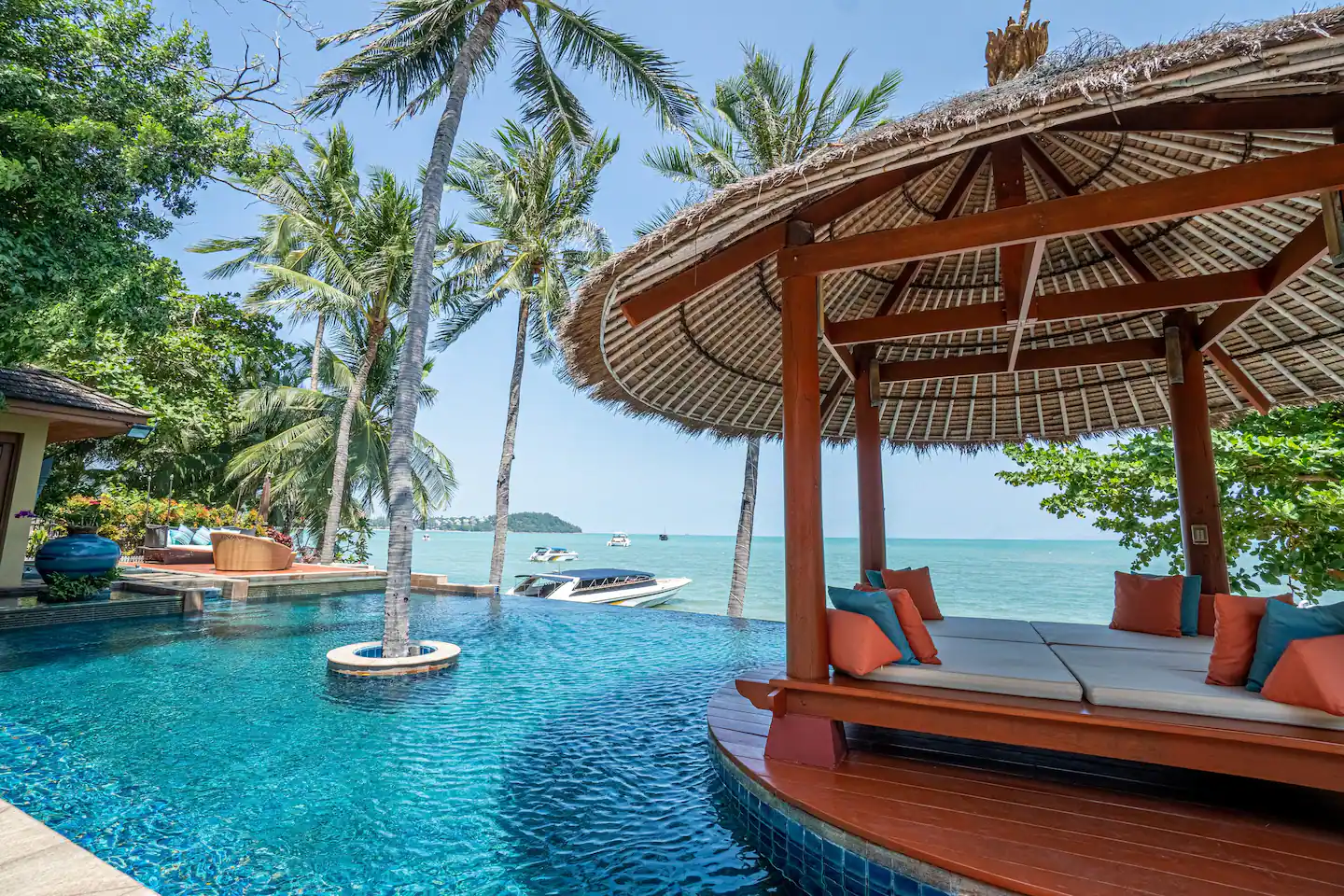 Upni Duniya - Luxury Beachfront 9 Suites Villa - 43
