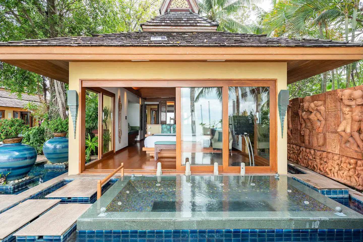 Upni Duniya - Luxury Beachfront 9 Suites Villa - 38