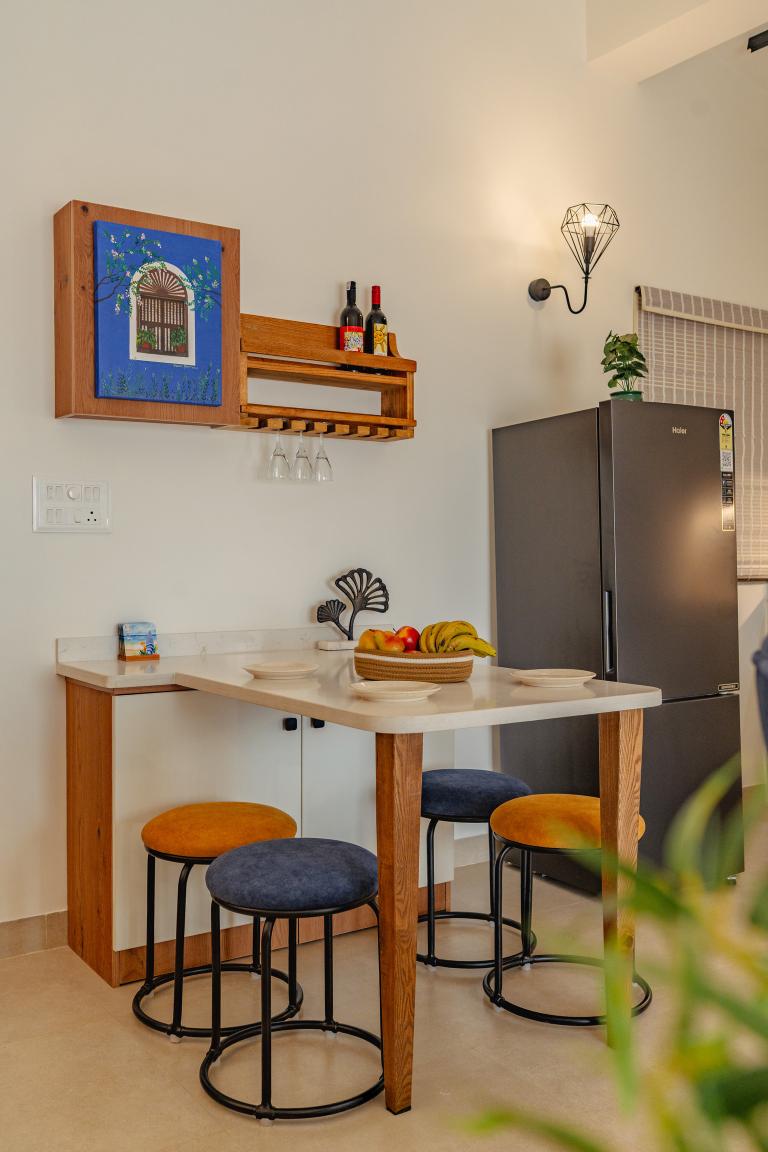 Spacious 2BR Apartment with Balcony near Candolim Beach - 21