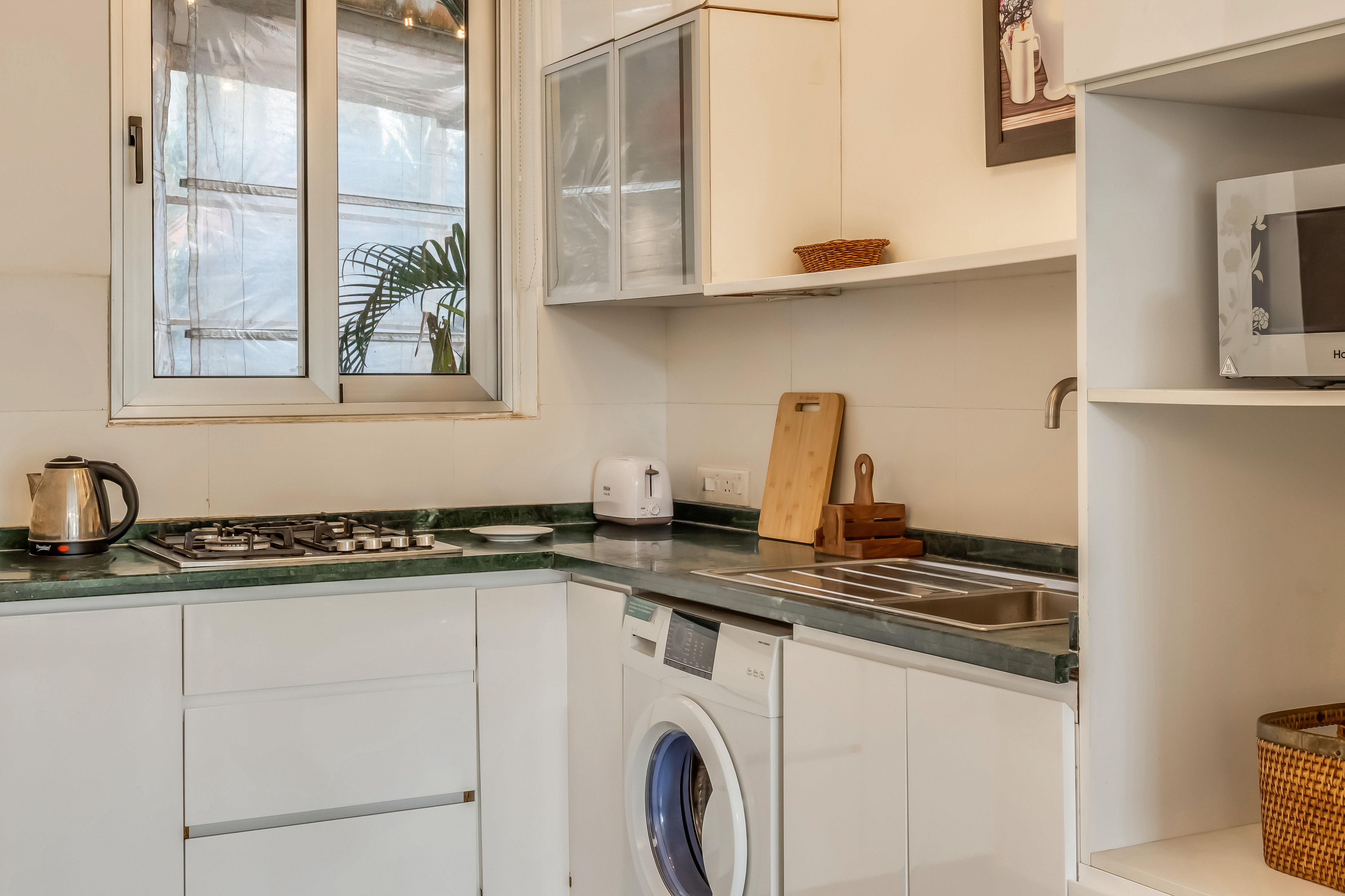 Chic 2BHK with Rooftop Pool near Coco Beach - 27