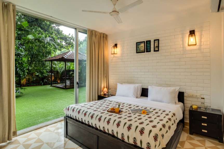 Modern 2BHK w Pool Access | 5km to Coco Beach - 29