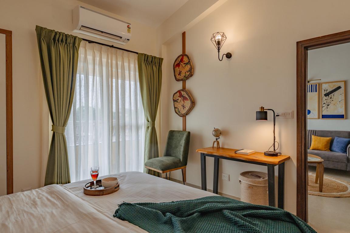 Spacious 2BR Apartment with Balcony near Candolim Beach - 17