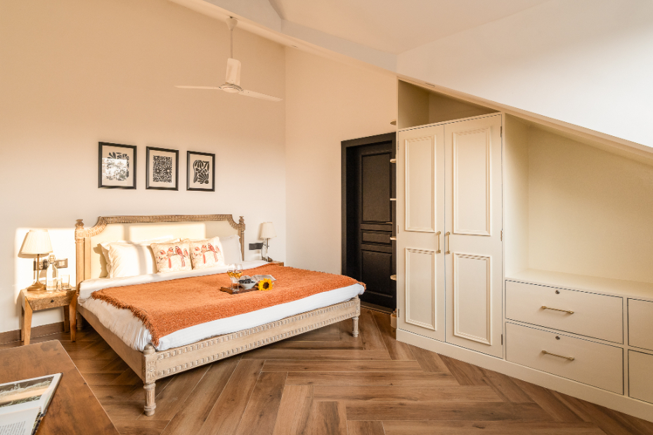Luxury 3BR Duplex with Pool in Goa's Beverly Hills - 21