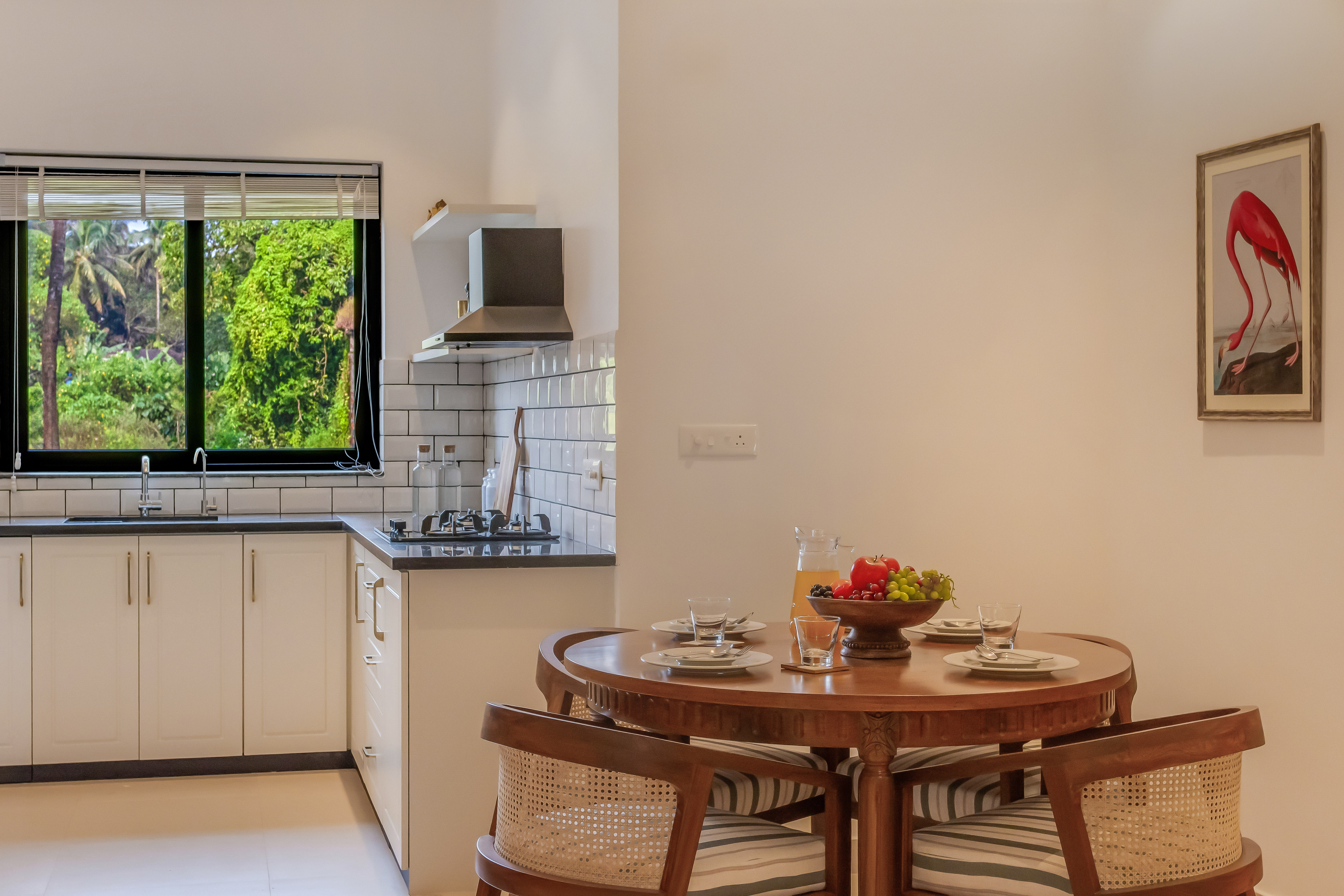 Modern 2BHK w Private Plunge Pool & Lawn | Siolim - 45