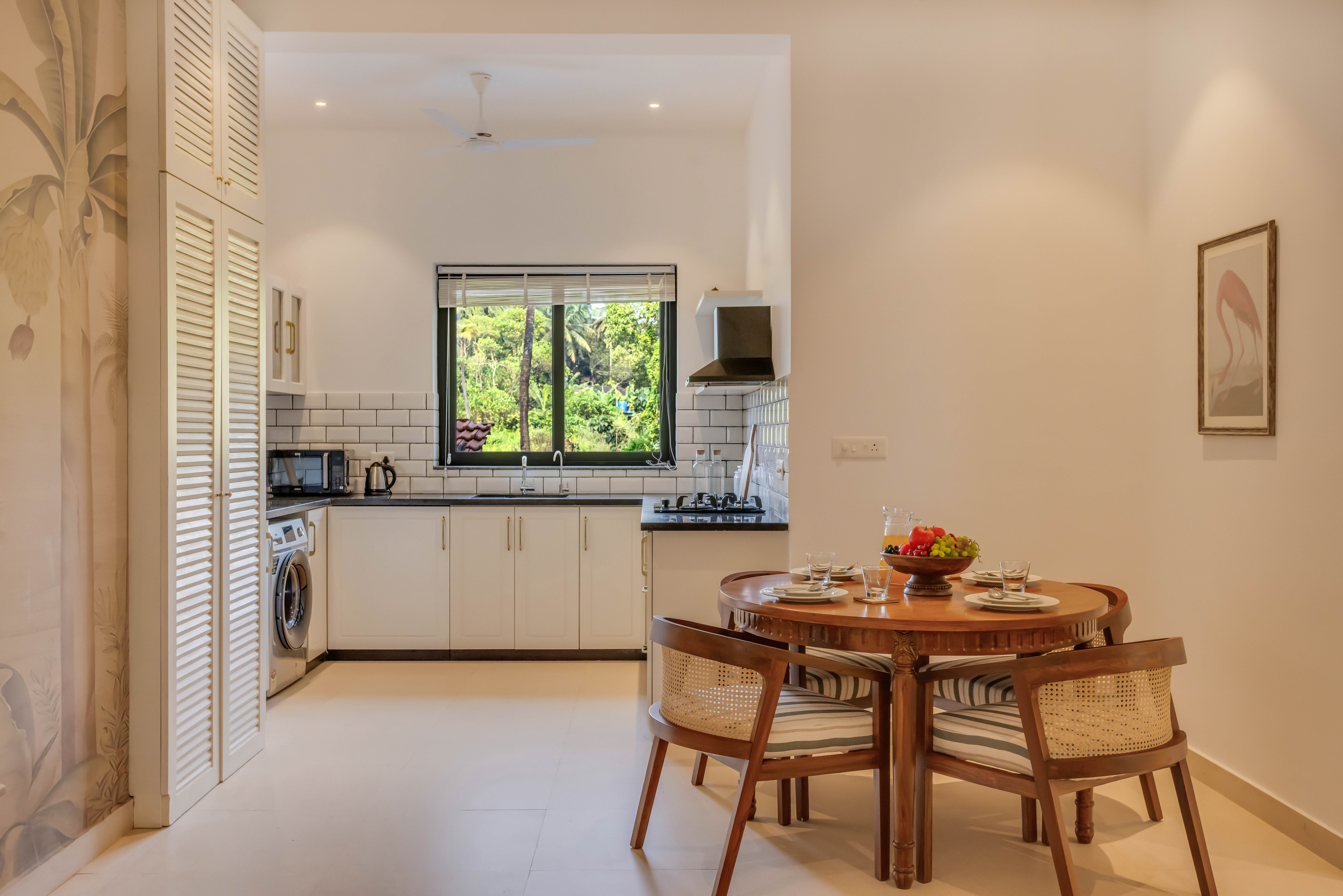 Modern 2BHK w Private Plunge Pool & Lawn | Siolim - 43