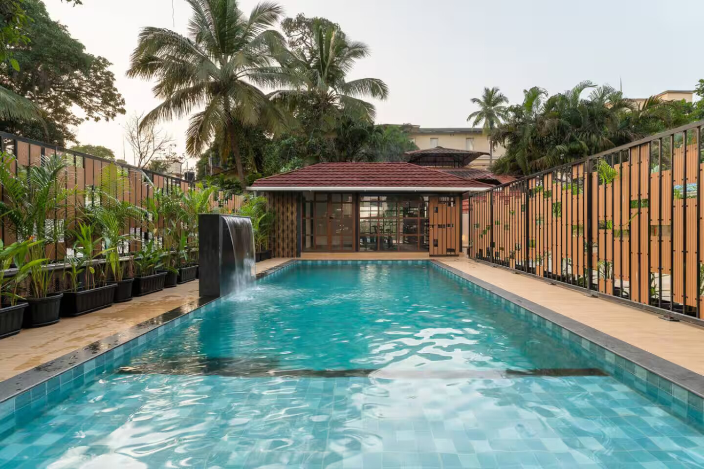 Chic 2BHK in Candolim | 5 Min to Beach, Pool & Gym - 87
