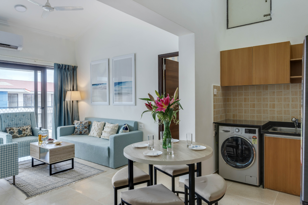 1BR w Sauna & Common Pool, Less than 2km to beach - 15