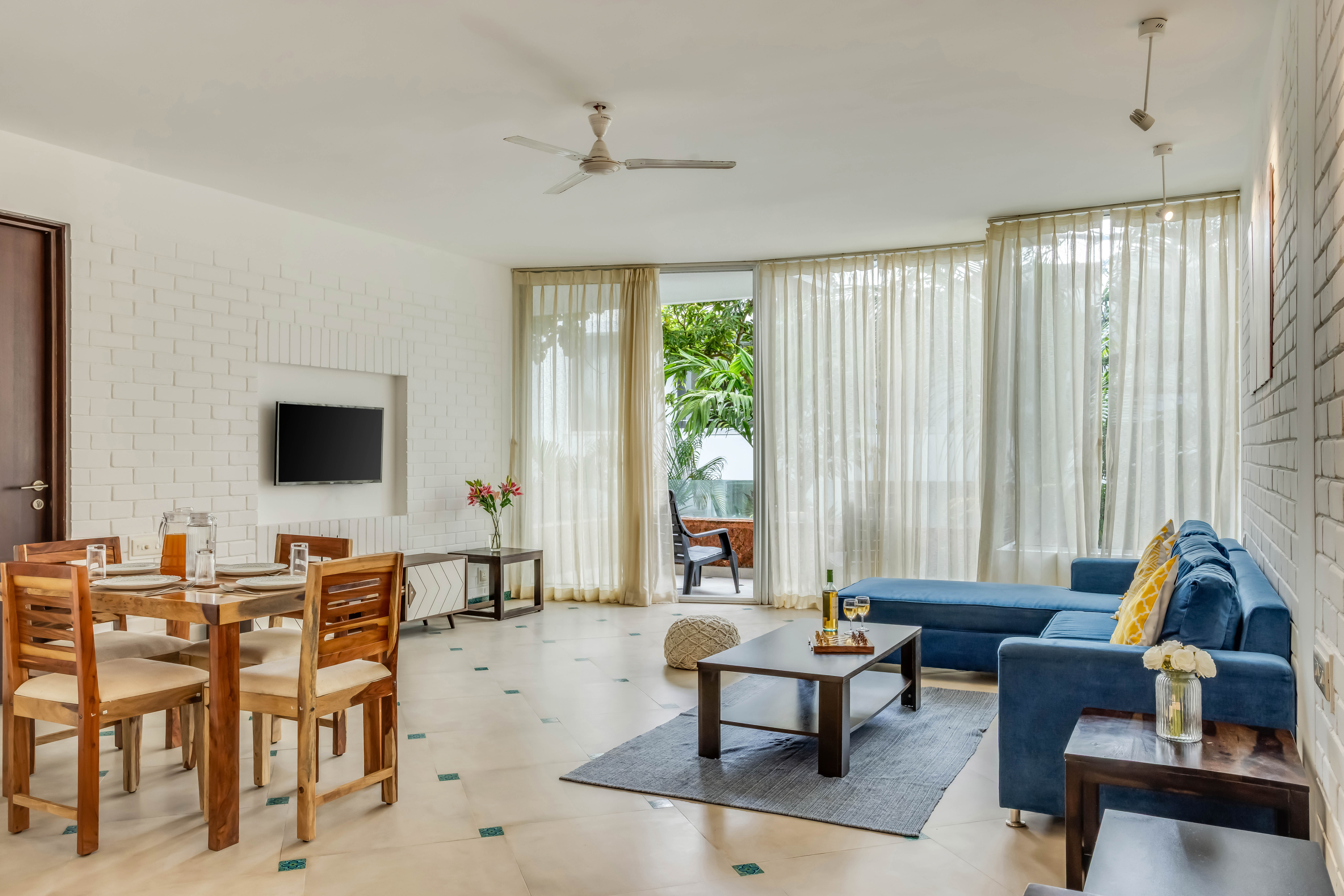 Chic 2BHK with Rooftop Pool near Coco Beach - 21