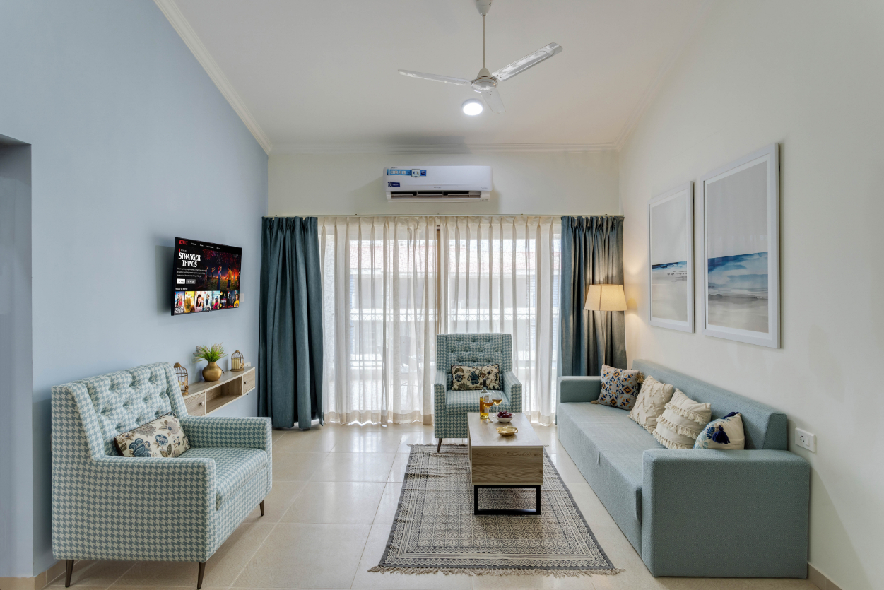 1BR w Sauna & Common Pool, Less than 2km to beach - 1