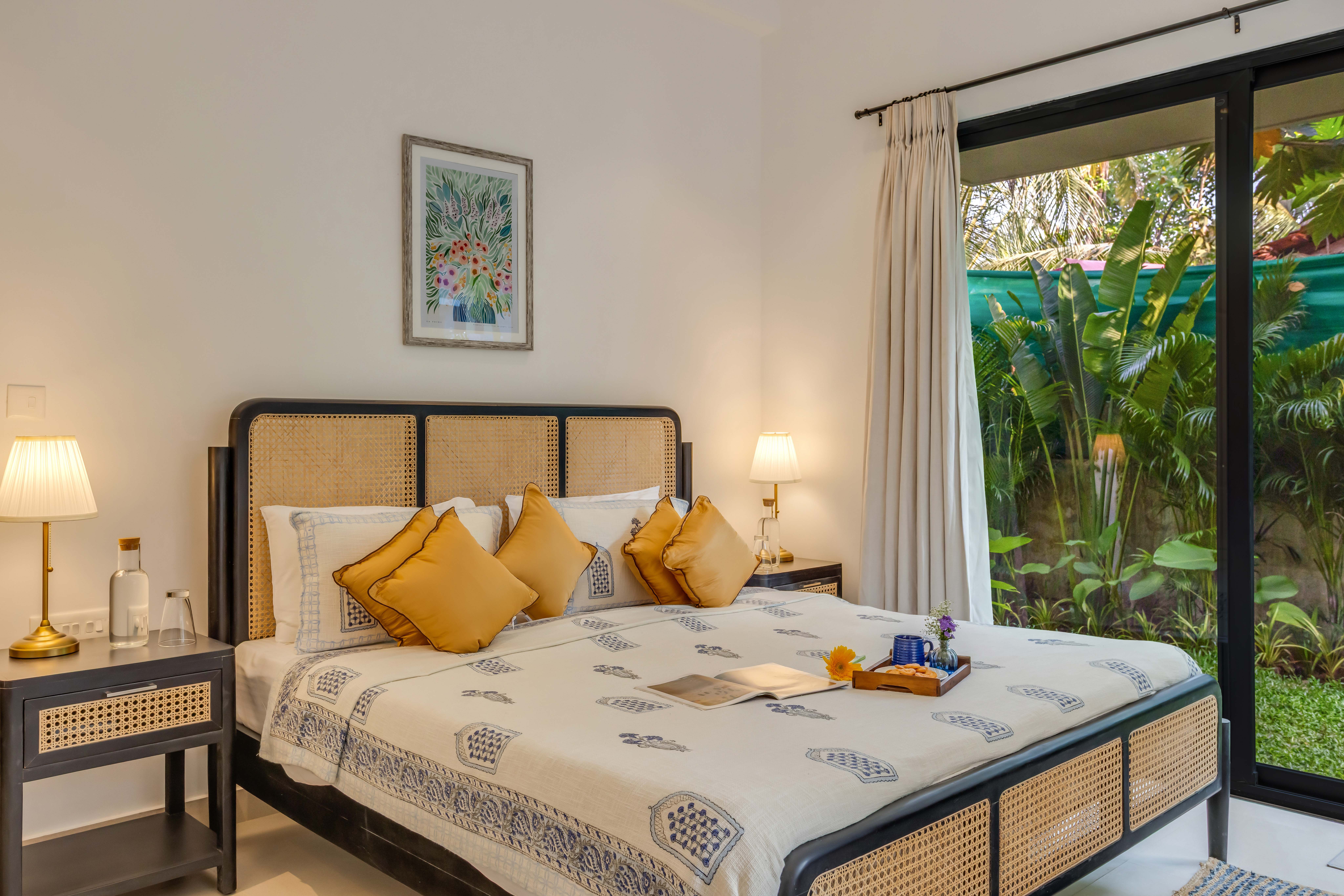 Modern 2BHK w Private Plunge Pool & Lawn | Siolim - 25