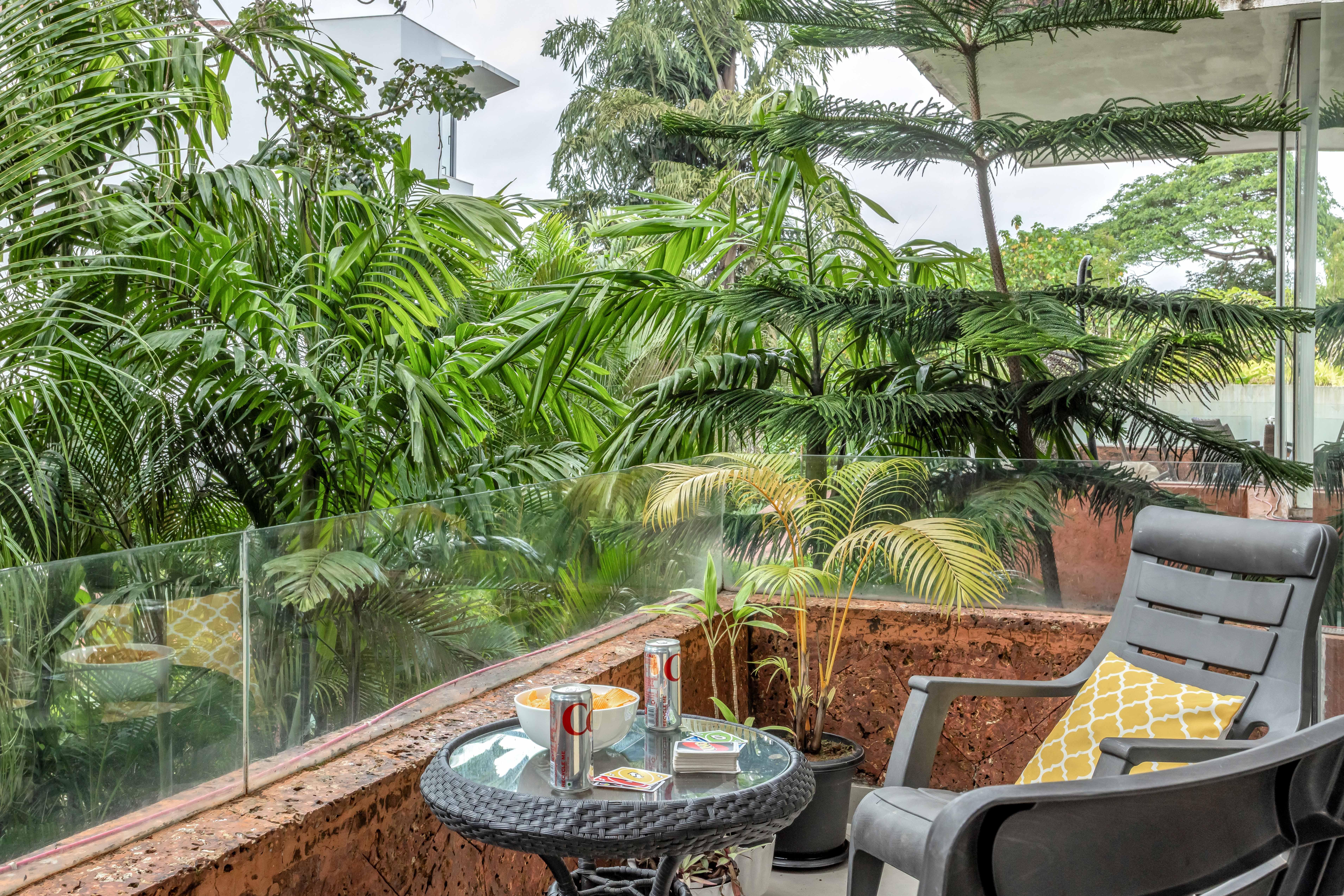 Chic 2BHK with Rooftop Pool near Coco Beach - 33