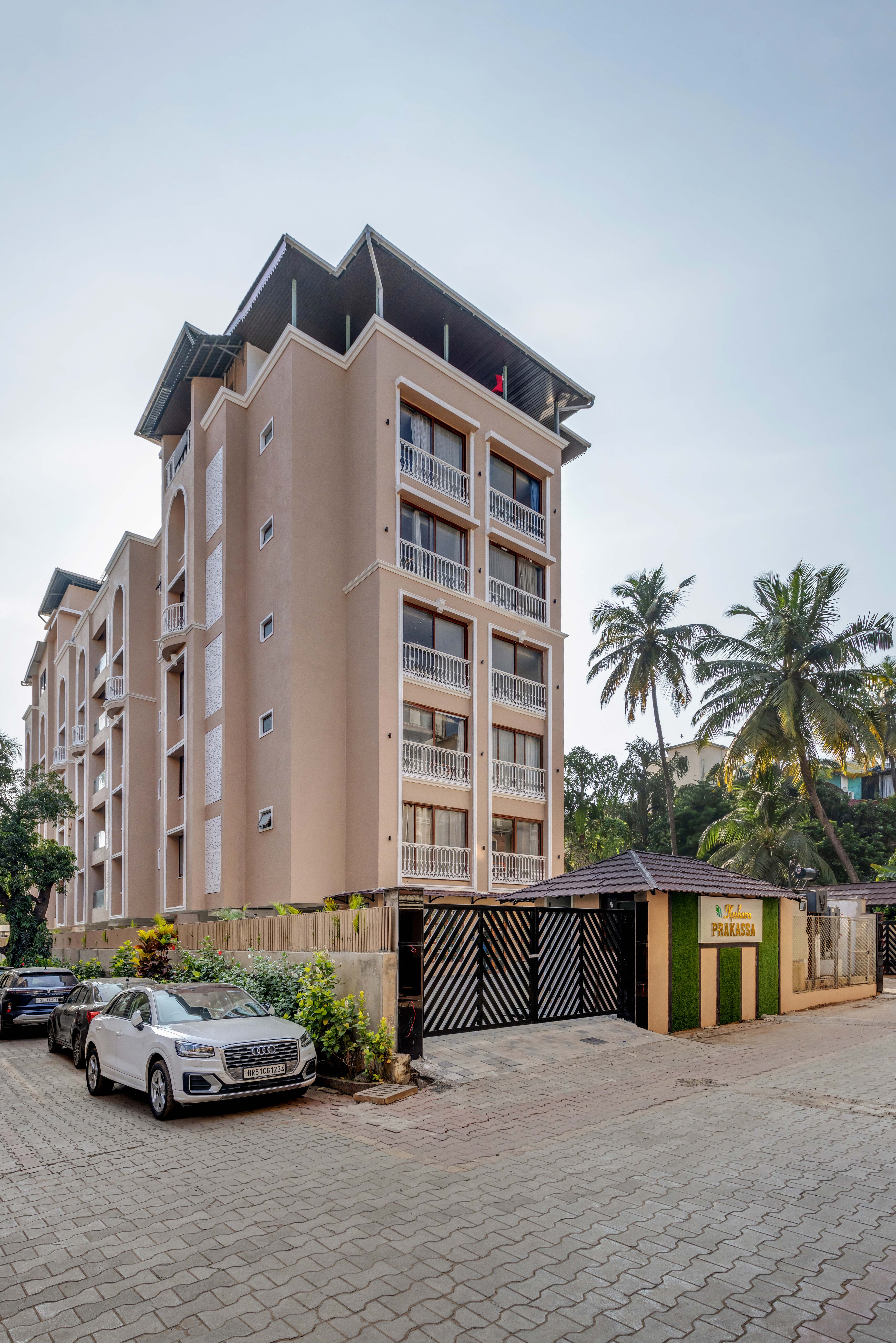 Chic 2BHK in Candolim | 5 Min to Beach, Pool & Gym - 27