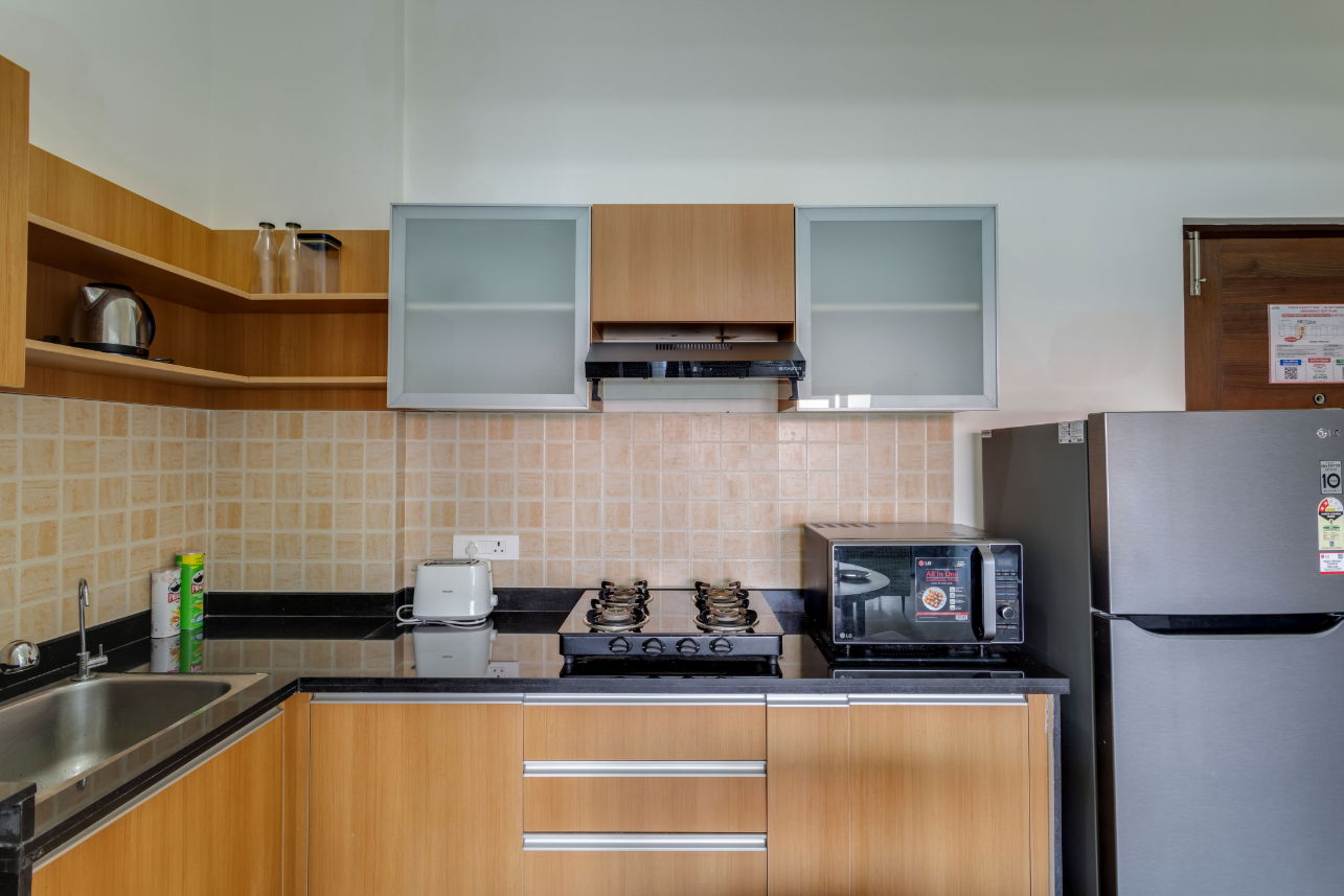 1BR w Sauna & Common Pool, Less than 2km to beach - 37