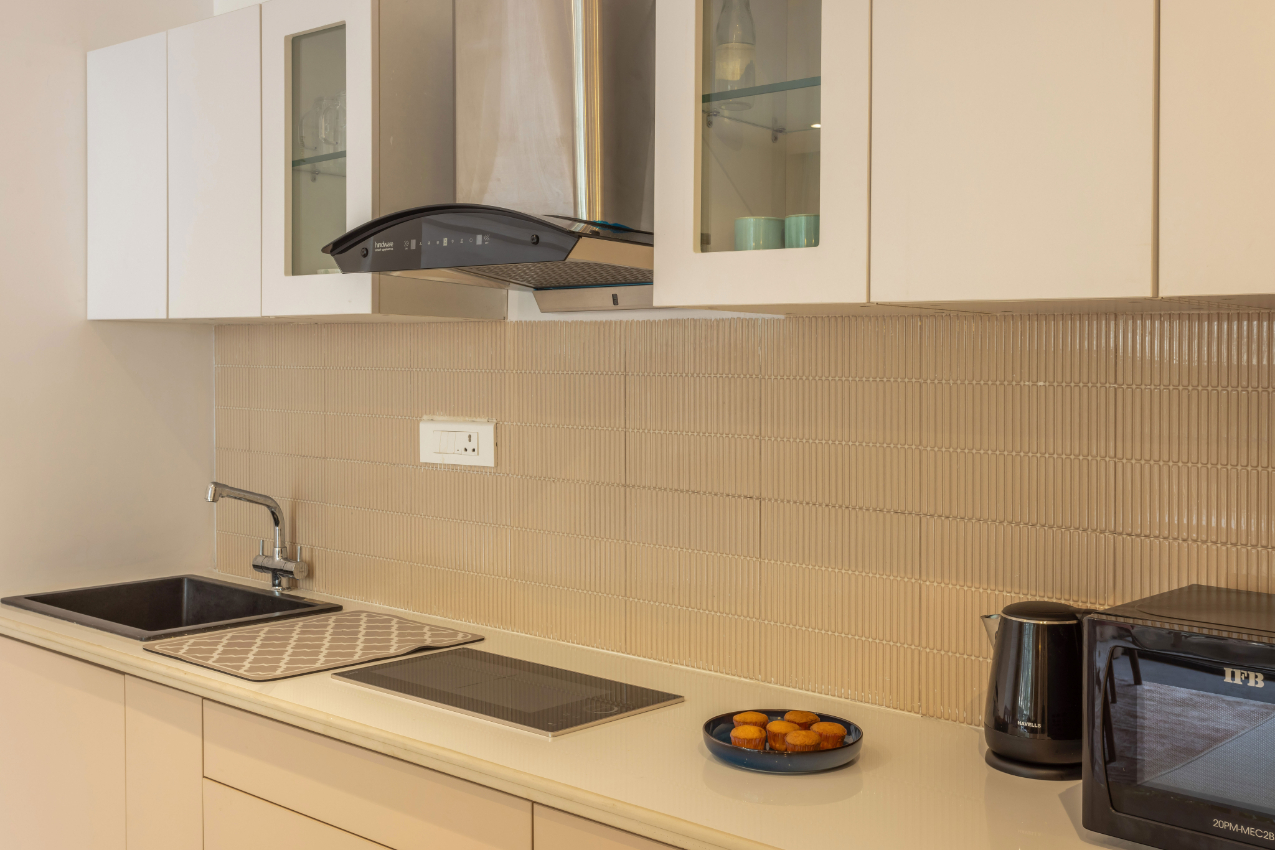 Hidden Gem | Luxe Suite w Pool View - 1km to Beach - 31
