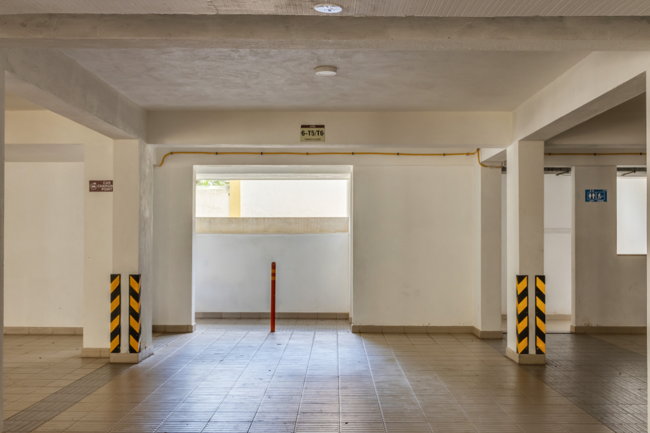 1BR w Sauna & Common Pool, Less than 2km to beach - 59