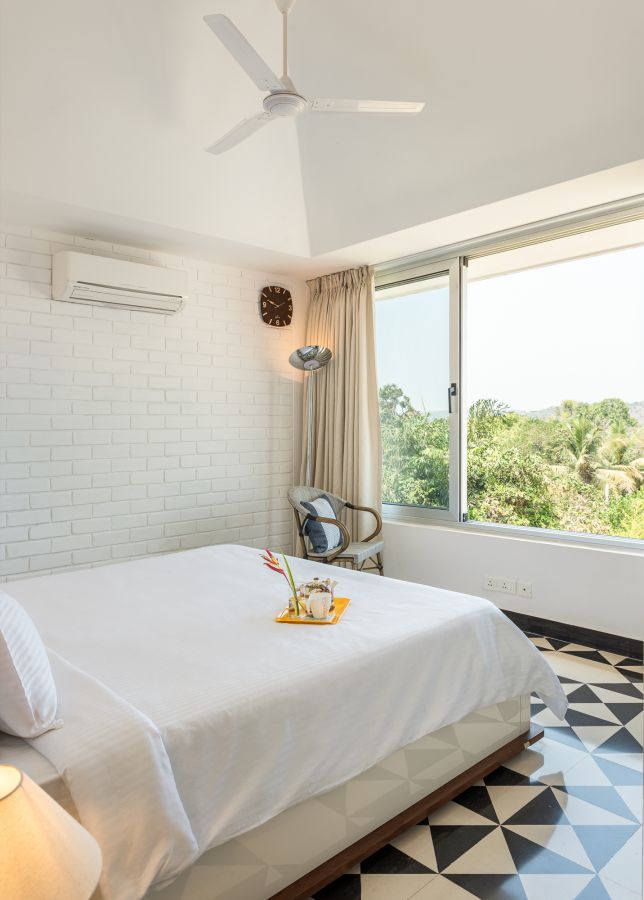 El Arbol by Hireavilla-2BR w Rooftop Pool in Nerul - 7