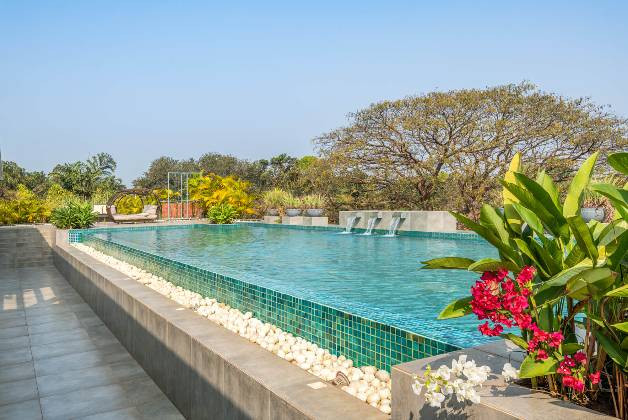 El Arbol by Hireavilla-2BR w Rooftop Pool in Nerul - 35