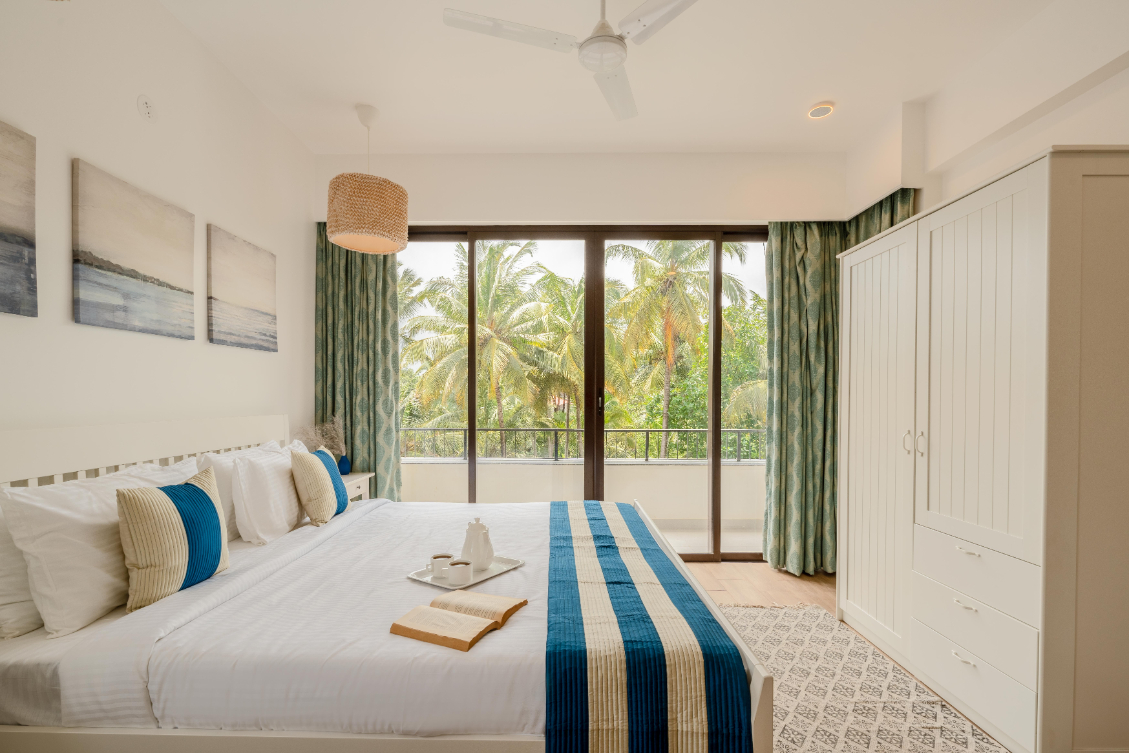 Spacious 3-BR Apartment with Pool in Candolim - 9