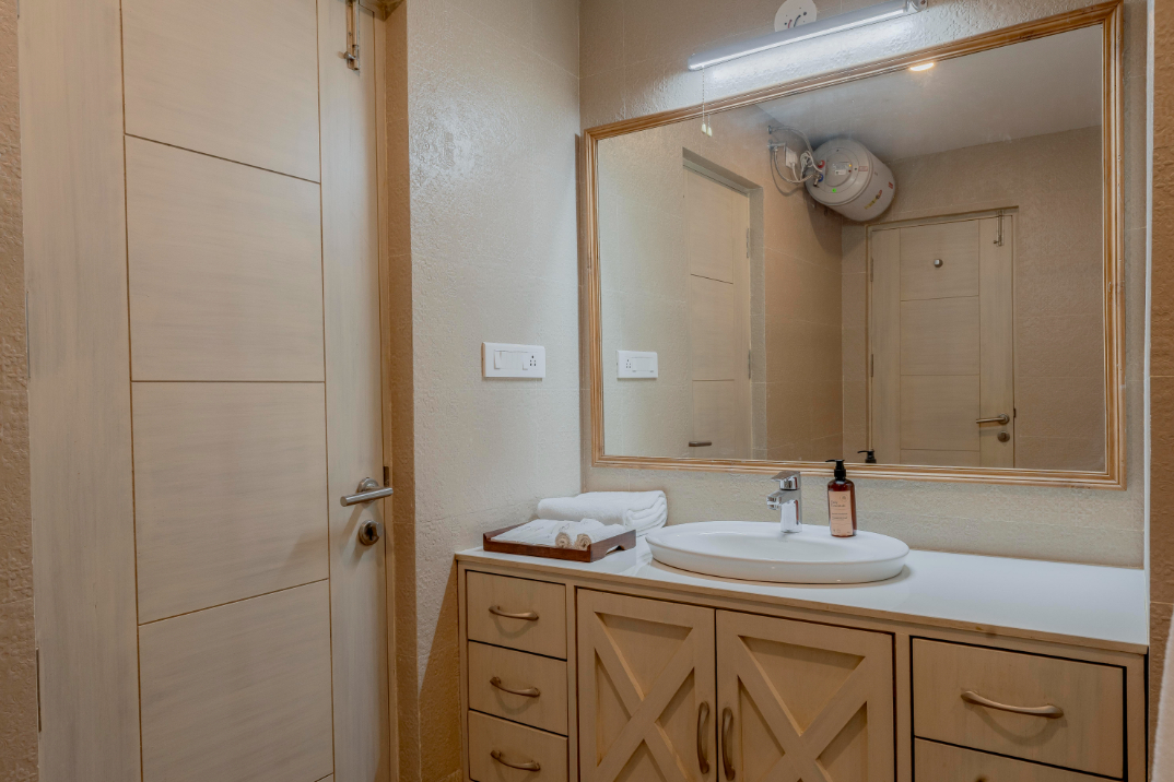 1BR Apt in Candolim with Pool, 5 mins from Beach - 22