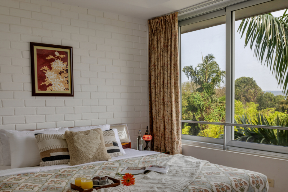 El Arbol - 2BR w Rooftop Pool in Nerul - 44